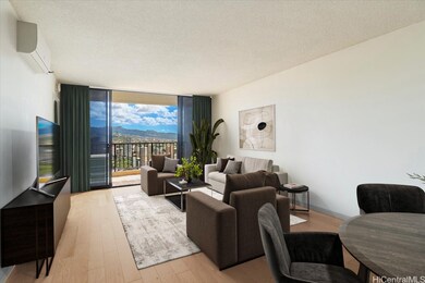Natural light new AC *Virtual Staging*