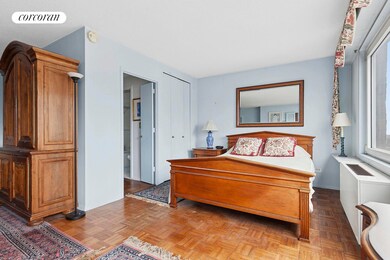 The Carlton Park Cooperative unit 22D, New York, NY 10128 - photo 2