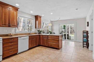 160 Tahattawan Rd, Littleton, MA 01460 - photo 7