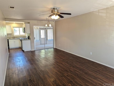 4536 Beverly Glen Dr, Oceanside, CA 92056 - photo 3