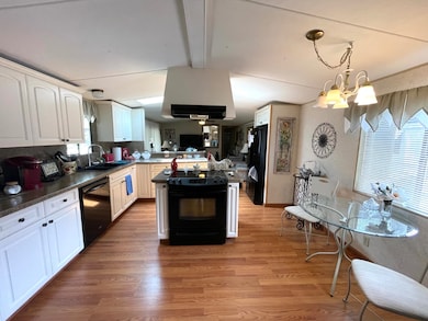 405 Sundance Way unit 64, Lady Lake, FL 32159 - photo 5