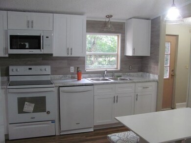 64 Croatan St, Crawfordville, FL 32327 - photo 2