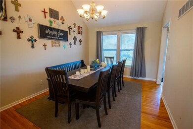Formal Dining
