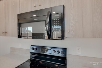 18248 N Trumpet Lily Ave, Nampa, ID 83687 - photo 5