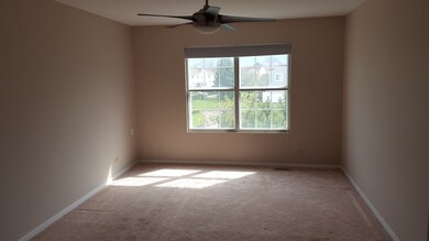 424 Le Parc Cir unit 275, Buffalo Grove, IL 60089 - photo 3