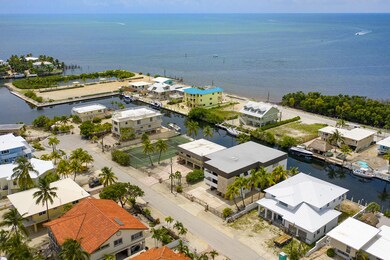 Close to ocean access out