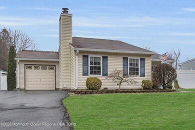 40 Pilgrim Ave, Tinton Falls, NJ 07753 - photo 3