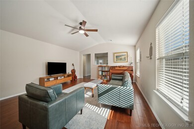 3017 N 22nd St, Broken Arrow, OK 74012 - photo 7