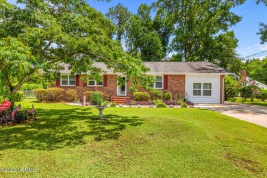 2909 Northwoods Dr, Jacksonville, NC 28540 - photo 3