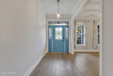 3336ParamountWay-04