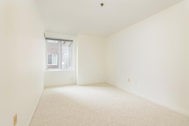 Bay Square unit 201, Cambridge, MA 02139 - photo 5