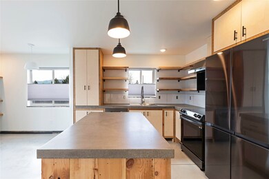 967 Kemp St, Missoula, MT 59801 - photo 4