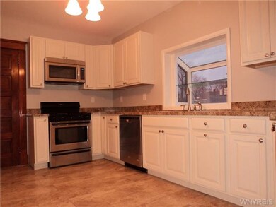 60 Chipman Place, North Tonawanda, NY 14120 - photo 4