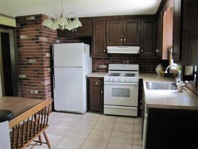 33 Whippoorwill Dr, Shrewsbury, MA 01545 - photo 2