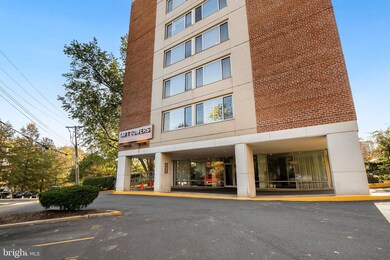 Taft Towers unit 203, Arlington, VA 22201 - photo 2