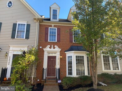 12042 Chestnut Glen Rd, Clarksburg, MD 20871 - photo 3