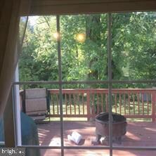 1109 Cottage St SW, Vienna, VA 22180 - photo 3