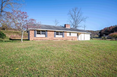 1237 Duncans Chapel Rd NW, Willis, VA 24380 - photo 2
