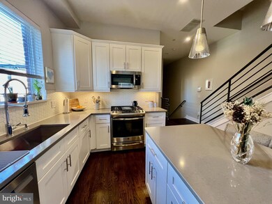 1246 S Hancock St unit 2, Philadelphia, PA 19147 - photo 5