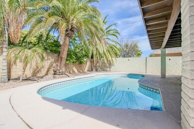 3010 W Sahuaro Dr Phoenix AZ 85029 X-22