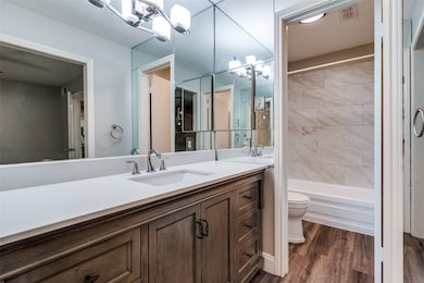 Updated Primary en-suite bathroom.