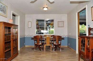 Breakfast Room[1]