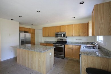 34 Pine St unit 34, West Newton, MA 02465 - photo 2