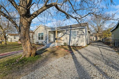 1415 N Luckett St, Sherman, TX 75090 - photo 3