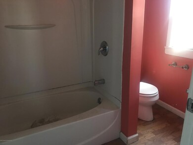 501 Depot St, Scranton, PA 18509 - photo 7