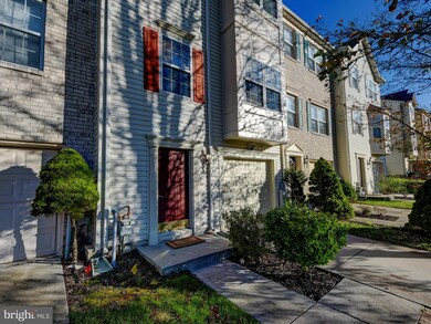 11905 Hunters Run Dr, Cockeysville, MD 21030 - photo 3