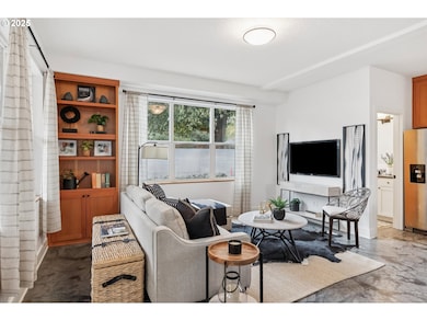 6443 NE 33rd Ave unit B, Portland, OR 97211 - photo 3