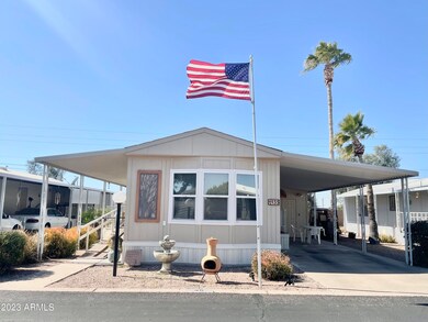 35HOUSEFRONT