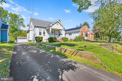 1583 Pennington Rd, Ewing, NJ 08618 - photo 5