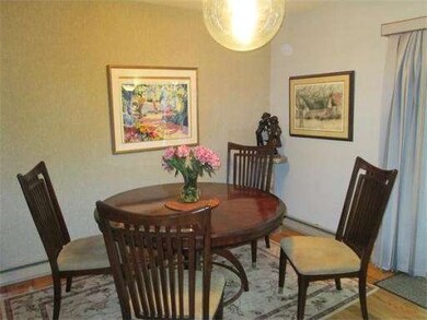 419 Fairway Village unit 419, Leeds, MA 01053 - photo 5