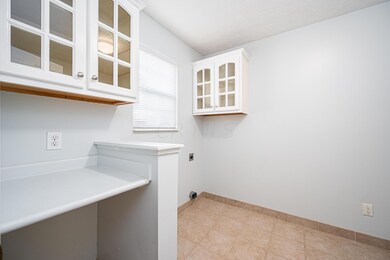 4597 Hobson drive_025