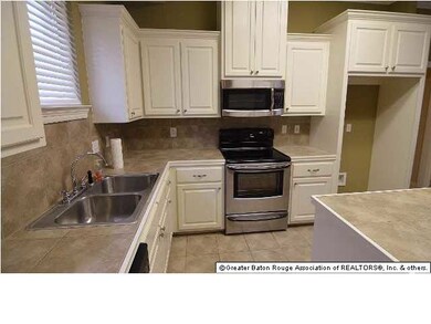 Stainless range and built-in microwave