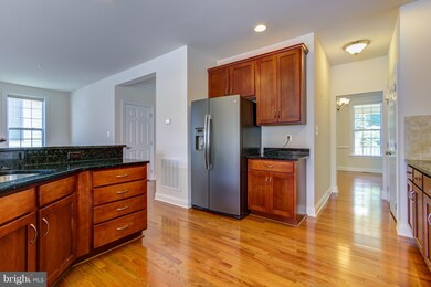 331 Picea View Ct, Derwood, MD 20855 - photo 6