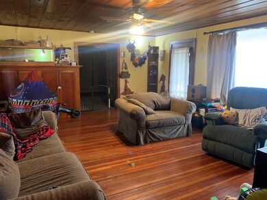 1992 Williams Hwy, Grants Pass, OR 97527 - photo 2