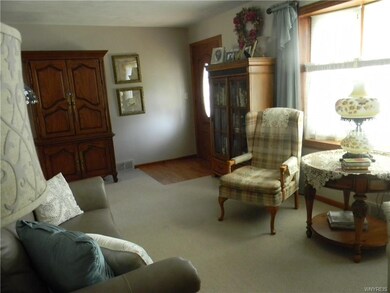 1474 Moll St, North Tonawanda, NY 14120 - photo 4