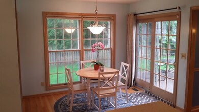 1930 Fairfax Rd unit 2, Saint Charles, IL 60174 - photo 3