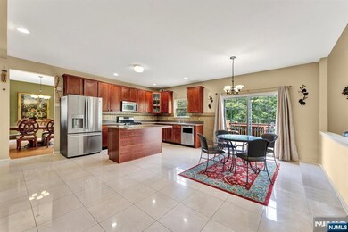 692 Skyline Dr, Lake Hopatcong, NJ 07849 - photo 7