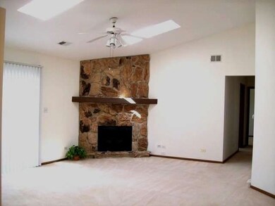 1522 Commodore Ct unit 8, Schaumburg, IL 60193 - photo 4