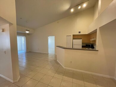 4211 San Marino Blvd unit 305, West Palm Beach, FL 33409 - photo 3