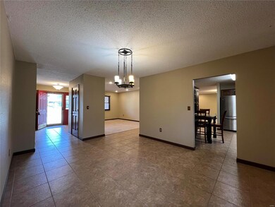 8 Oak Leaf Cir, Collinsville, IL 62234 - photo 6