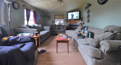 1277 Quakertown Ave unit 18, Pennsburg, PA 18073 - photo 2