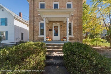 810-N-Walnut-St-Lansing-MI-48906 5