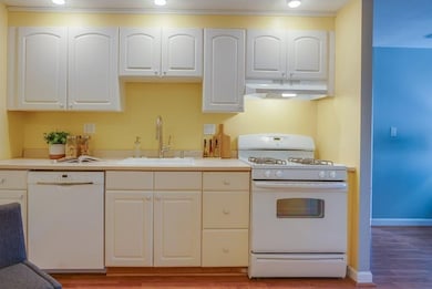 31 Symonds St unit 10, Salem, MA 01970 - photo 7