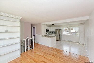 19 Delaware Ave, Rensselaer, NY 12144 - photo 5