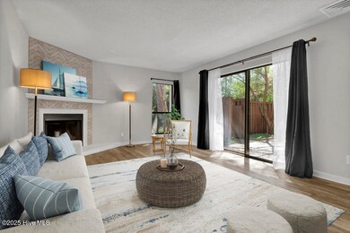 1024 Birch Creek Dr unit 18, Wilmington, NC 28403 - photo 4