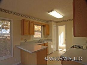 91 Forest Lake Dr, Asheville, NC 28803 - photo 5